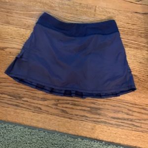 Ivivva size 4 navy tennis skirt